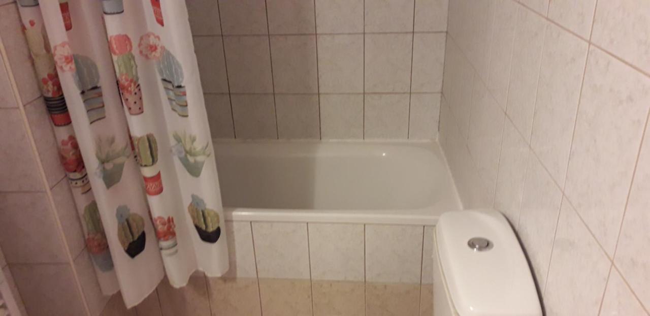 Safe & Cool Apartment Heraklion  Bagian luar foto