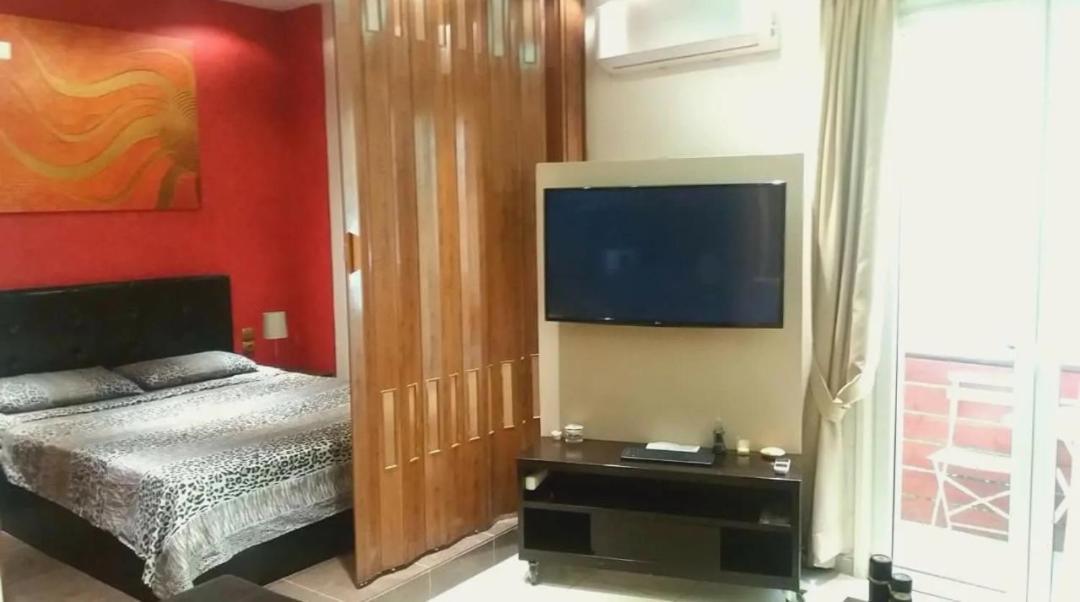 Safe & Cool Apartment Heraklion  Bagian luar foto