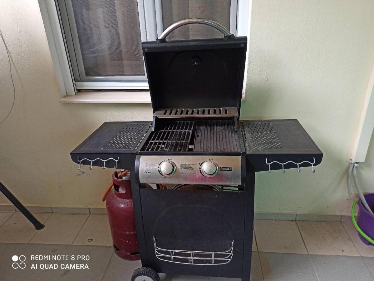 Safe & Cool Apartment Heraklion  Bagian luar foto