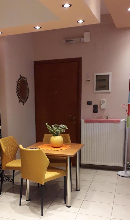 Safe & Cool Apartment Heraklion  Bagian luar foto