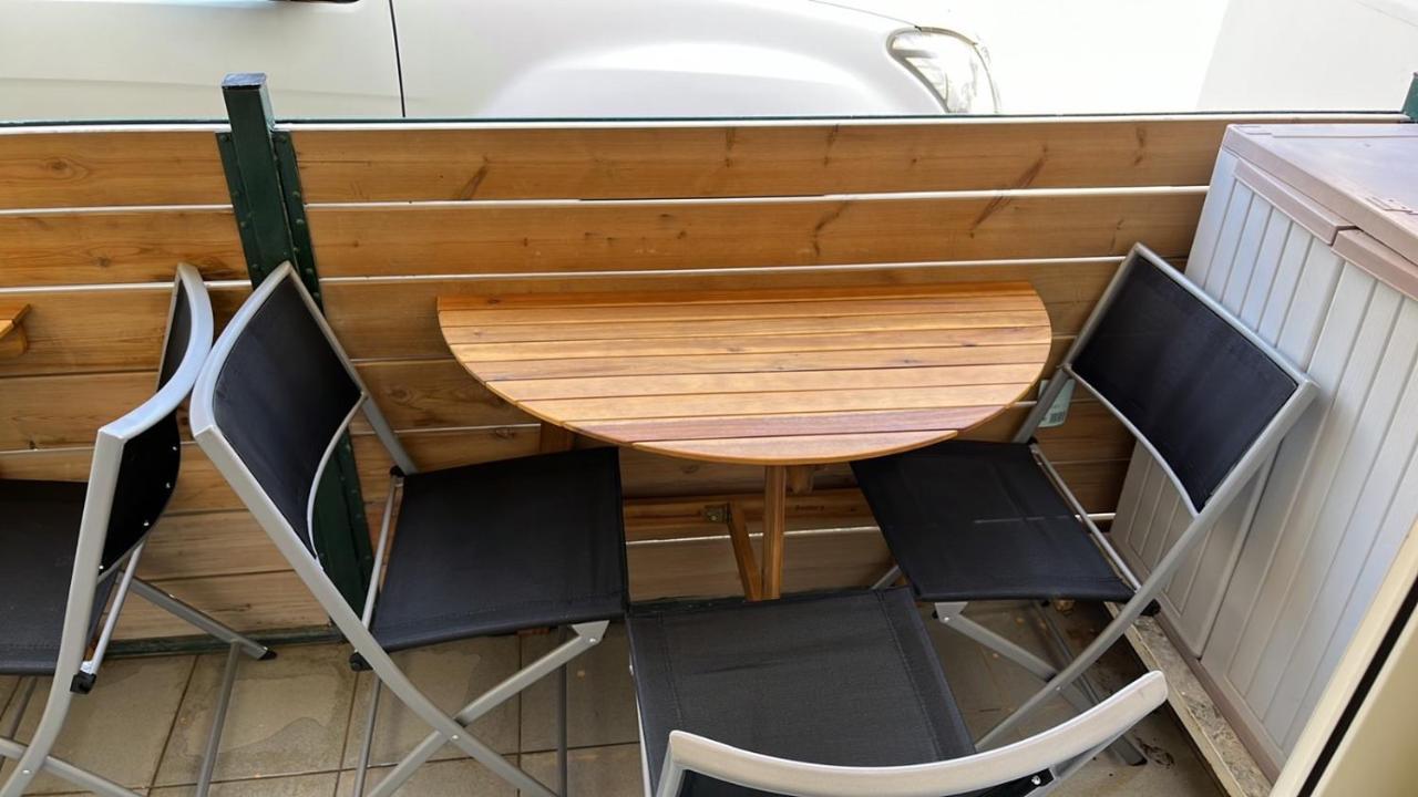 Safe & Cool Apartment Heraklion  Bagian luar foto